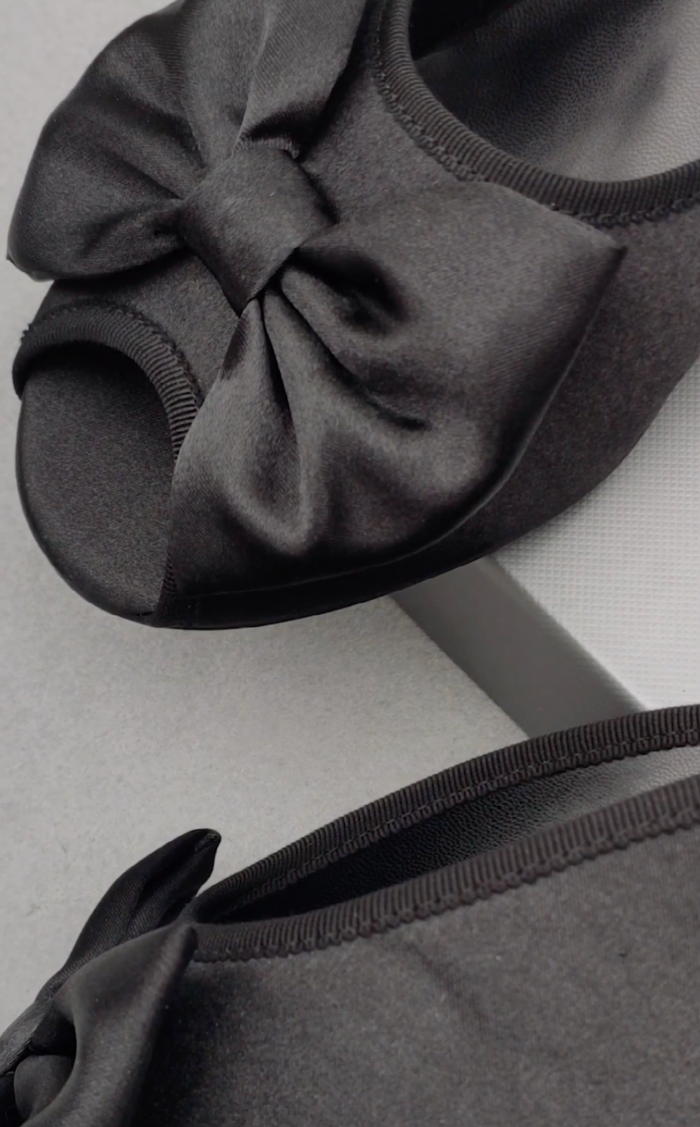 Boudoir Slippers in Black